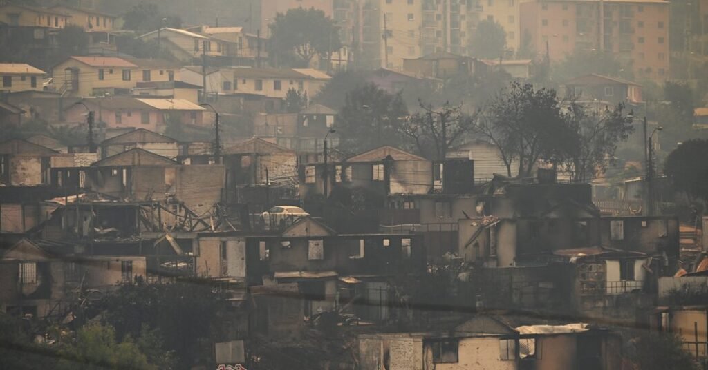 Fires Threaten 2 Chilean Cities, Destroying 1,000 Homes And Killing