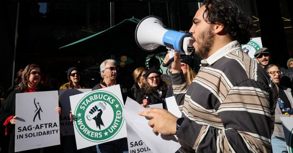 Starbucks And Union Agree To Work Out Framework For Contract