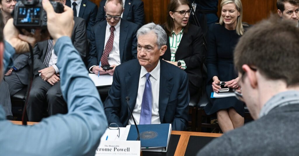 Fed Chairman Powell Still Expects To Cut Interest Rates This