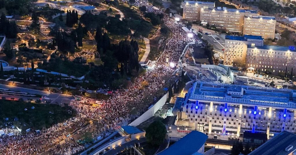 Protesters Are Calling For Netanyahu To Leave Office